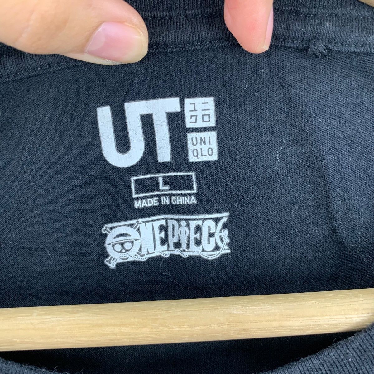 One Piece × Uniqlo ONE PIECE x UNIQLO Dracule Mihawk Pirates Zoro Tee Shirt Size US L / EU 52-54 / 3 - 6 Thumbnail