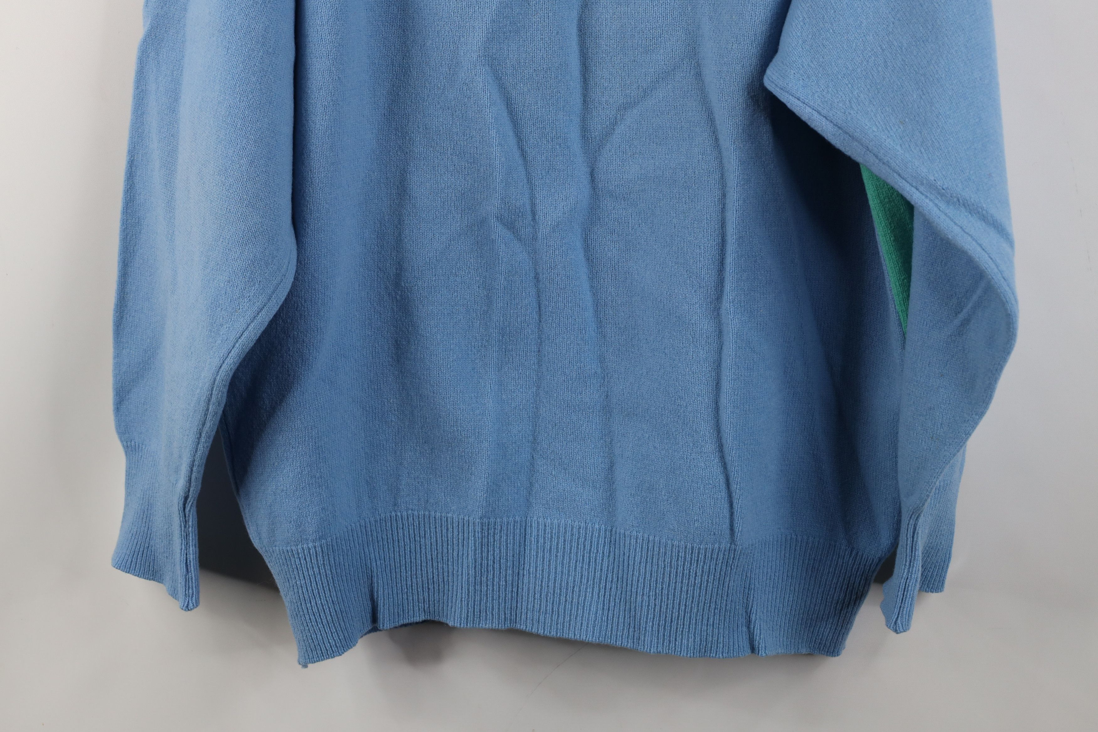 Vintage Vintage 70s Streetwear Diamond Lambswool Knit V-Neck Sweater Size US XXL / EU 58 / 5 - 12 Thumbnail