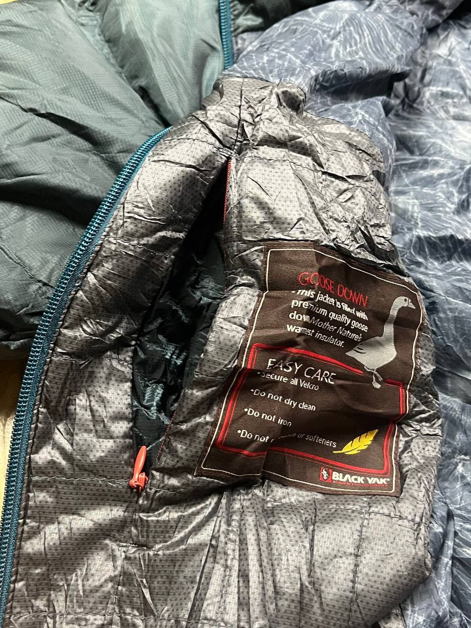 BLACKYAK 00’s BLACK YAK ARCHIVE PUFFER DOWN RARE JACKET GORCPORE Size US M / EU 48-50 / 2 - 9 Thumbnail