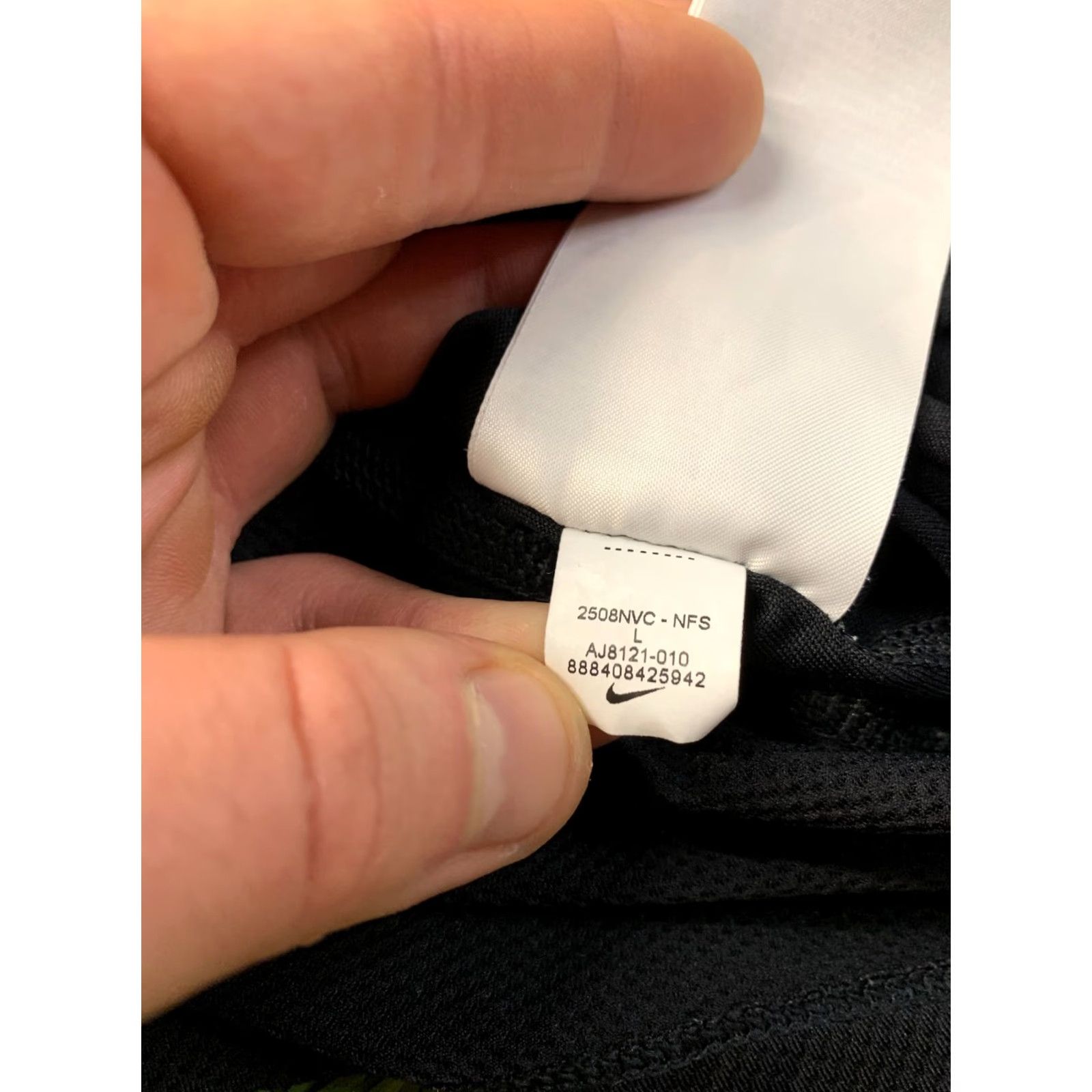 Nike Nike Running Miler Dri-FIT Shirt Women L Jersey Black 2025 Training Short Sleeve Reflective Logo Nike Dri-FIT Womens L Size L / US 10 / IT 46 - 6 Thumbnail