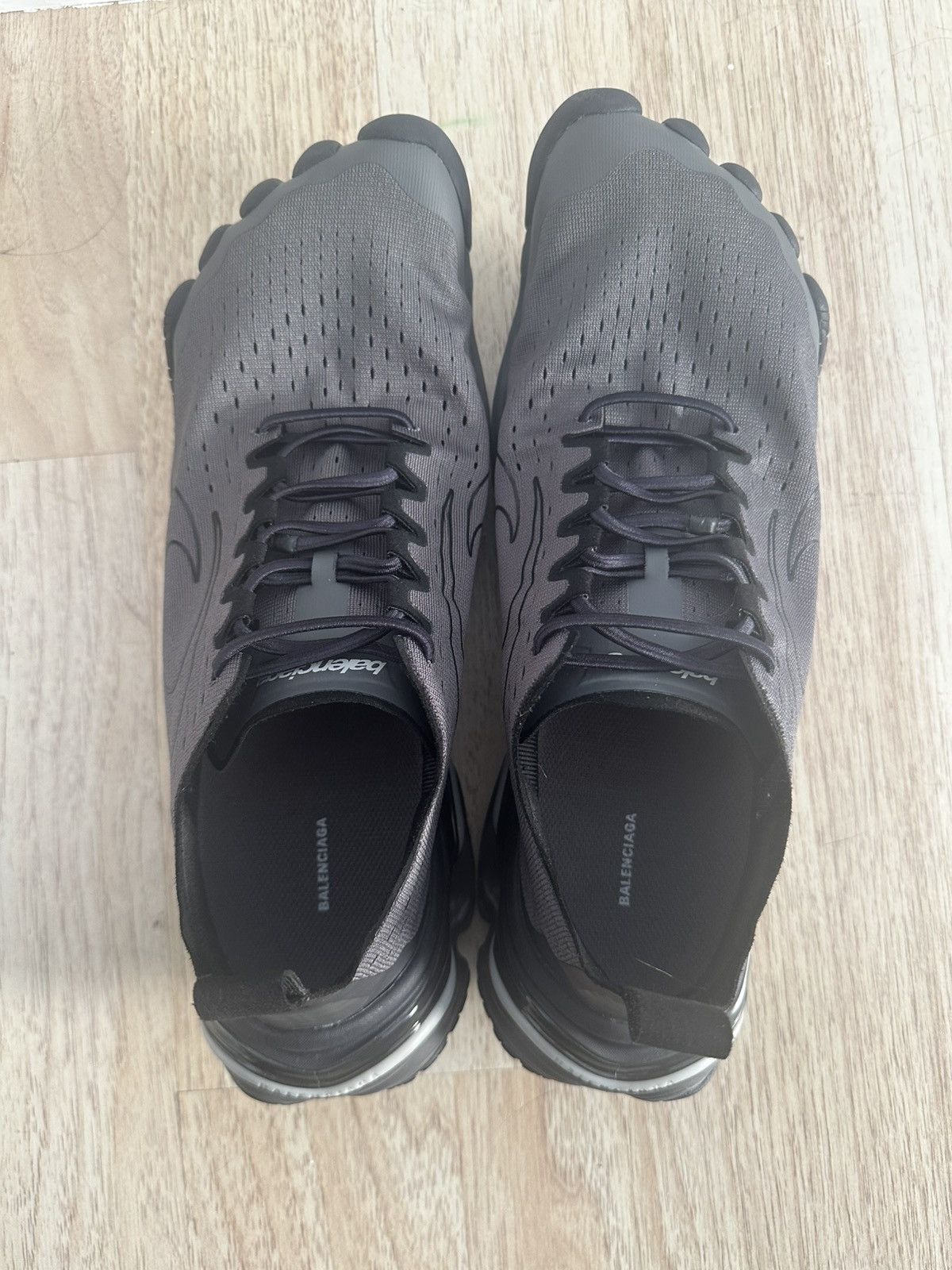 Balenciaga Balenciaga Anatomic Runner Sneaker Size US 9 / EU 42 - 1 Thumbnail