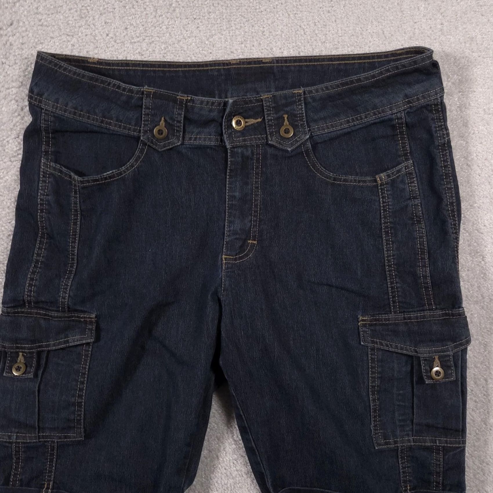 Vintage Riders Denim Cargo Shorts Womens 10 Medium Dark Wash Stretch Utility Pockets Size 32" / US 10 / IT 46 - 2 Thumbnail