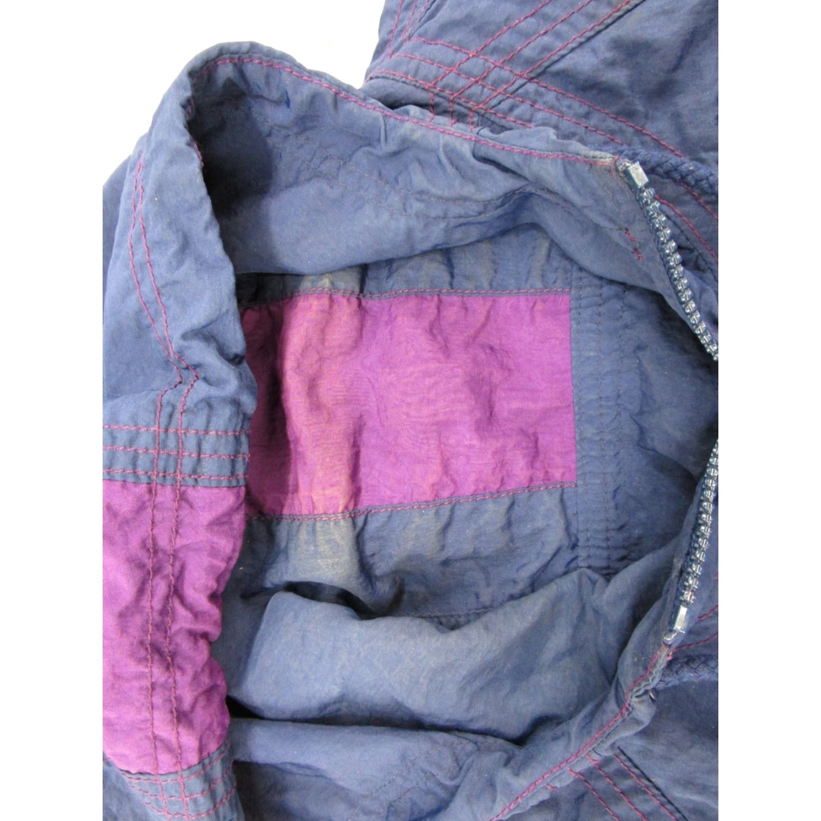Nike VINTAGE Nike Air Purple Windbreaker Jacket Hooded Men’s M Purple 90s Windbreaker Nike Air Mens Size US M / EU 48-50 / 2 - 6 Thumbnail