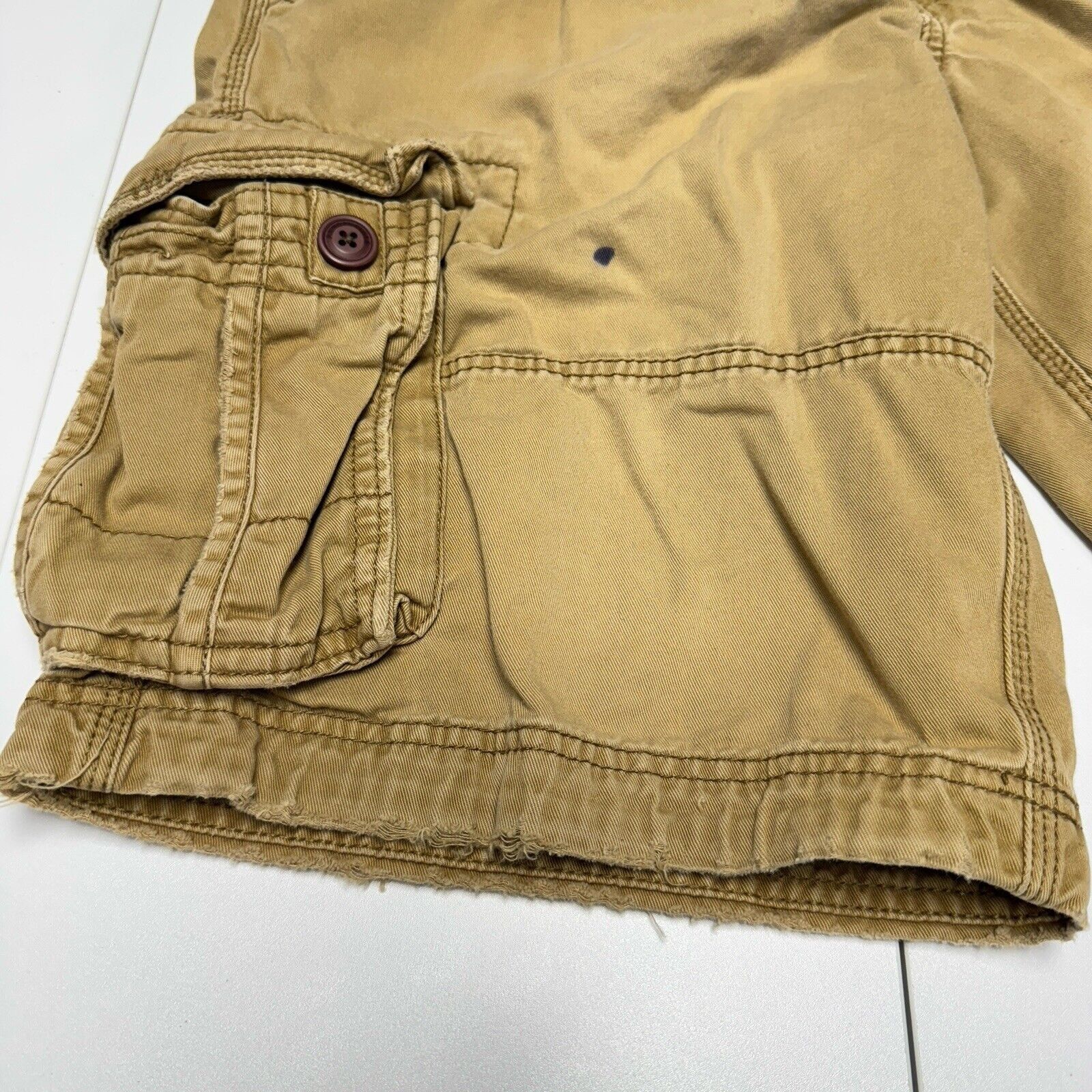 Aeropostale Vintage Aeropostale Cargo Utility Shorts Mens 31 Brown Tan P Size US 31 - 7 Thumbnail