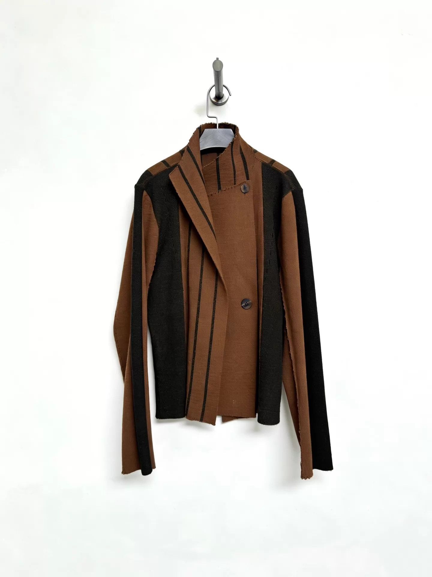 Issey Miyake Issey Miyake A-POC Asymmetric Brown-Black Striped Jacket Size XS / US 0-2 / IT 36-38 - 2 Thumbnail