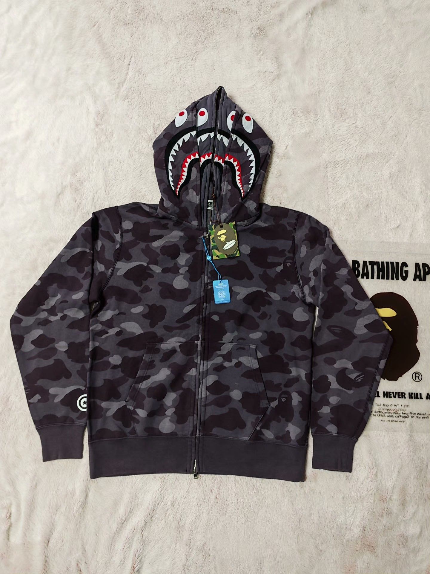 Bape Bape Purple Light Jacket L Men Size US L / EU 52-54 / 3 - 1 Thumbnail