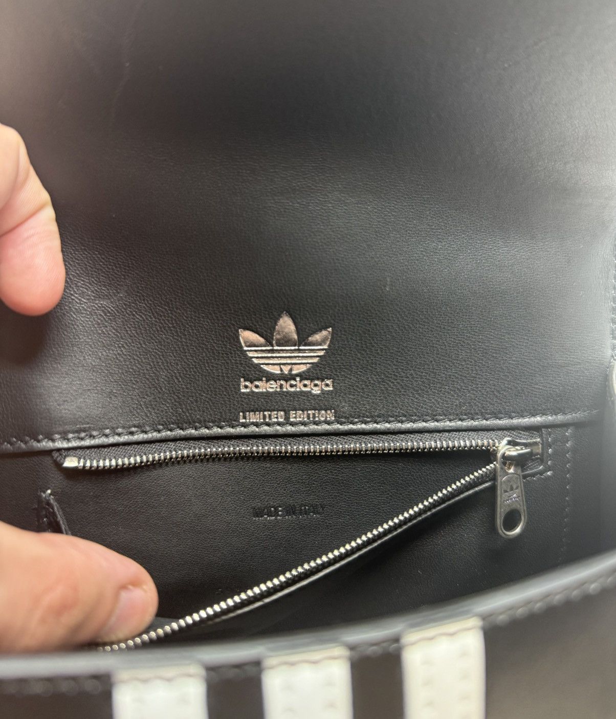 Adidas × Balenciaga Balenciaga Adidas Hourglass Leather Top Hand Bag Size ONE SIZE - 8 Thumbnail