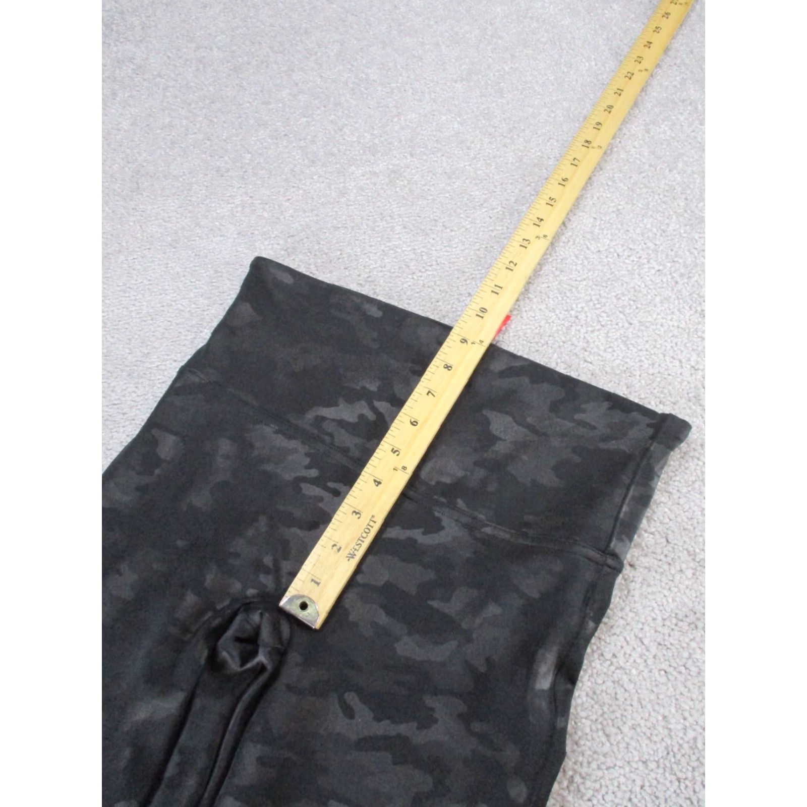 Spanx VINTAGE Spanx Leggings Womens Large Activewear Casual Travel Yoga Gym & Training Black Camouflage 2010s Womens Size 36" / US 14 / IT 50 - 5 Thumbnail