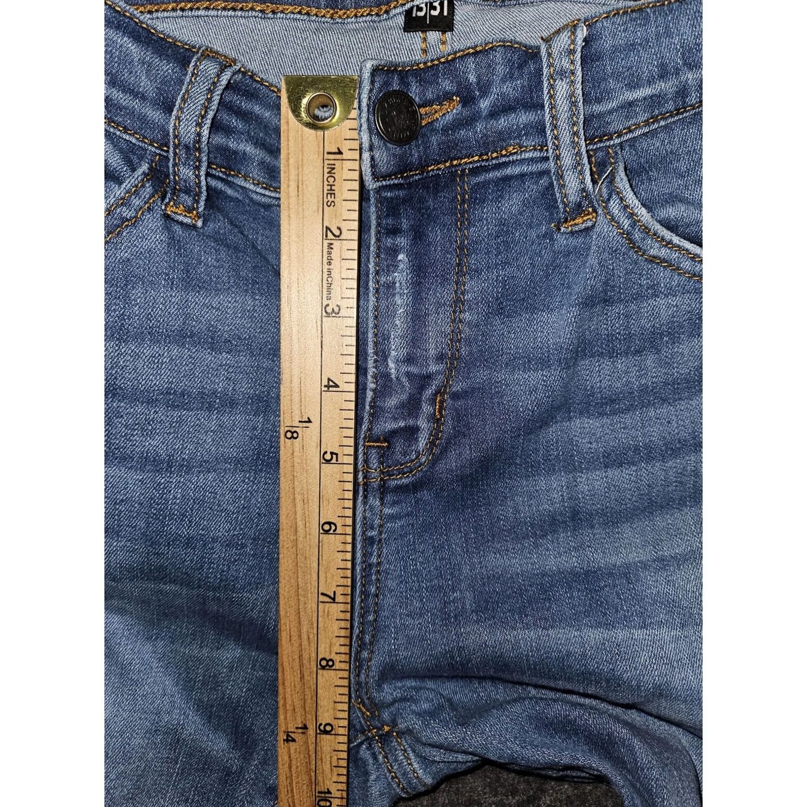 Vintage Judy Blue Jeans Juniors 13/31 Blue Distressed Raw Hem Skinny Stretch J882105MD Jeans Women 5-Pocket Denim Mid Rise Slim Frayed Ankle Fringe Size 34" / US 12 / IT 48 - 4 Thumbnail