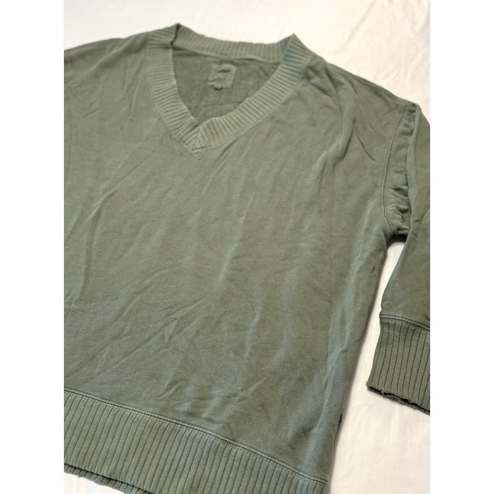 Vintage Aerie Sweatshirt Women Oversized Green Pullover V-Neck Long Sleeve M Regular Activewear Lounge Comfort Size M / US 6-8 / IT 42-44 - 2 Thumbnail