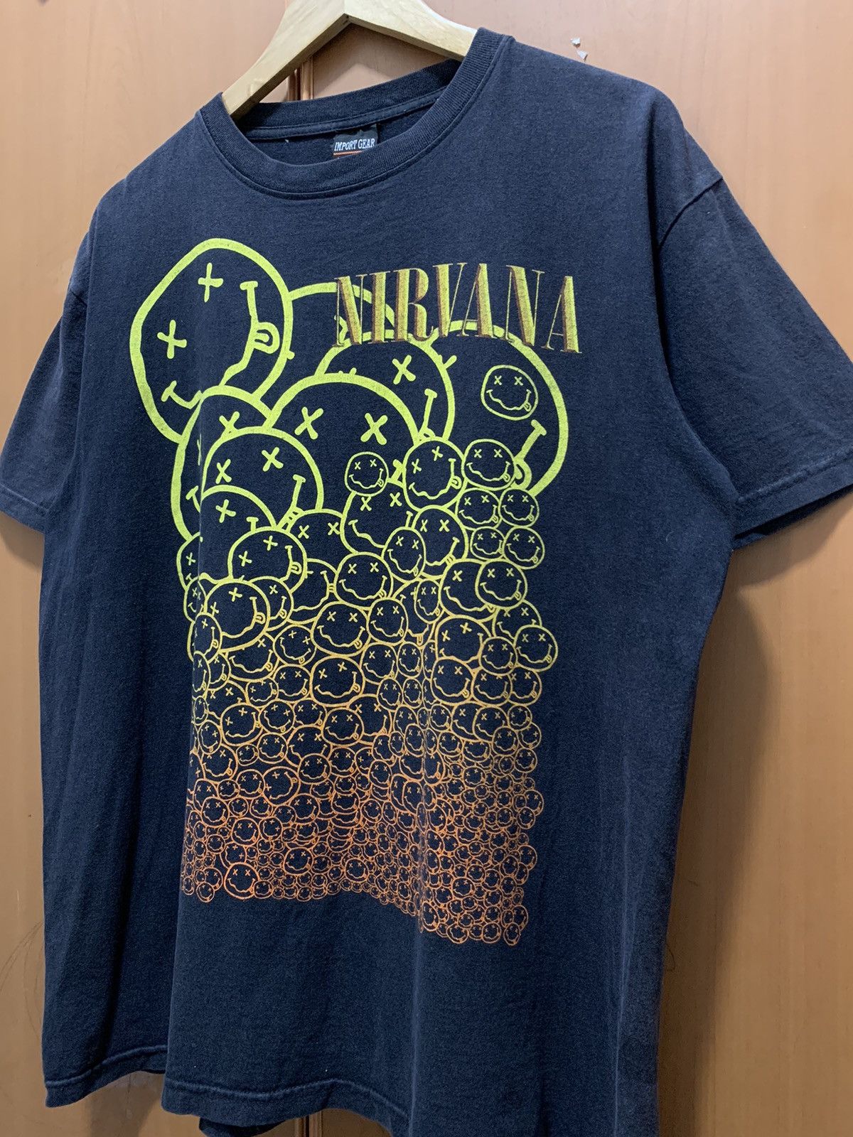 Band Tees Vintage Bootleg Smiley Nirvana Band Tees Size US L / EU 52-54 / 3 - 3 Thumbnail