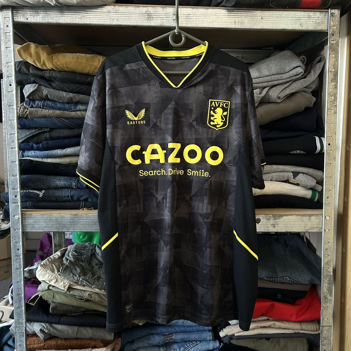 Castore Mens Castore Aston Villa Big Logo soccer jersey size XXL Size US XXL / EU 58 / 5 - 1 Thumbnail