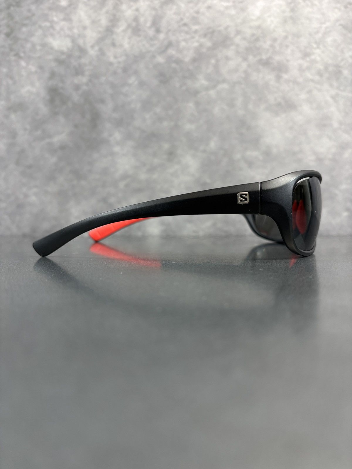 Salomon × Vintage 2000s Salomon Sunglasses Y2K Vintage Sport Wrap Case Italy Size ONE SIZE - 9 Thumbnail