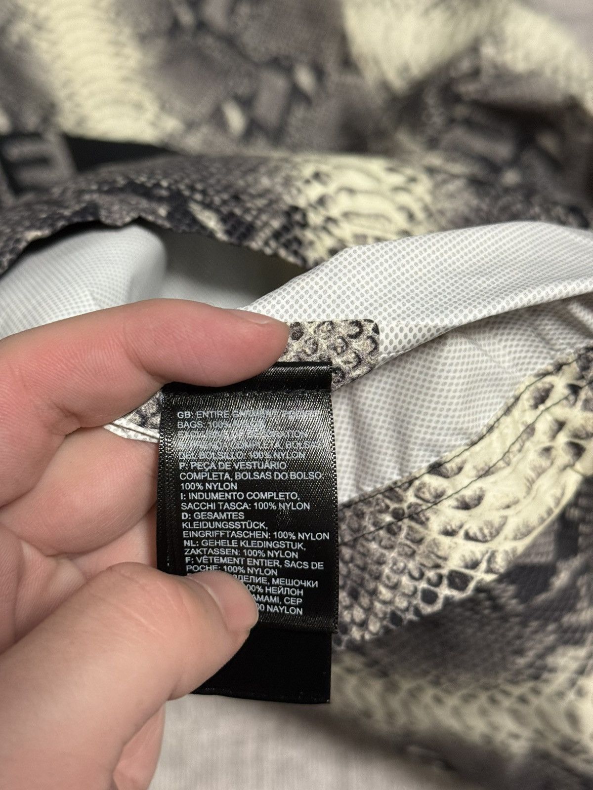 Supreme × The North Face Supreme tnf the north face snakeskin taped seam coach Jacket Size US M / EU 48-50 / 2 - 5 Thumbnail