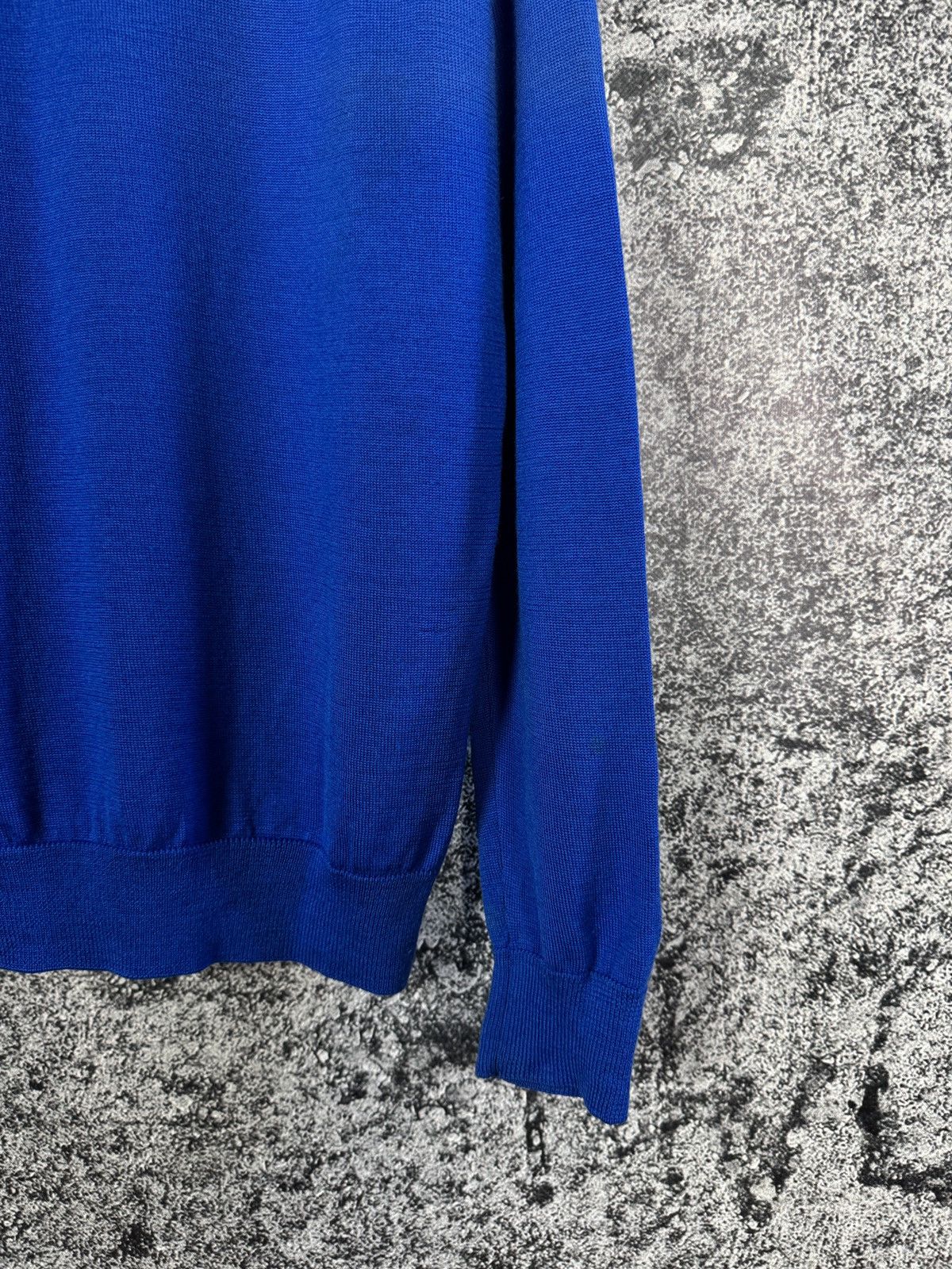 Fred Perry Men’s Fred Perry V-Neck Wool Sweater Blue Pullover Size L Size US L / EU 52-54 / 3 - 14 Thumbnail