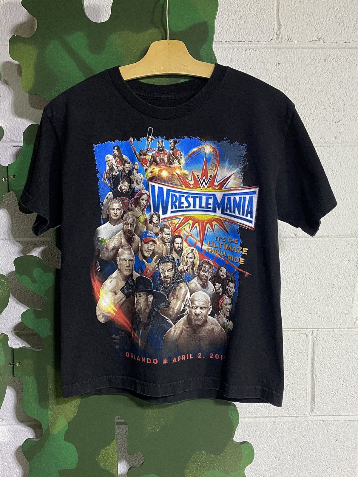Vintage × WWE Wrestlemania 2017 (Orlando, FL) t shirt (sz Boys L) Size US S / EU 44-46 / 1 - 1 Thumbnail