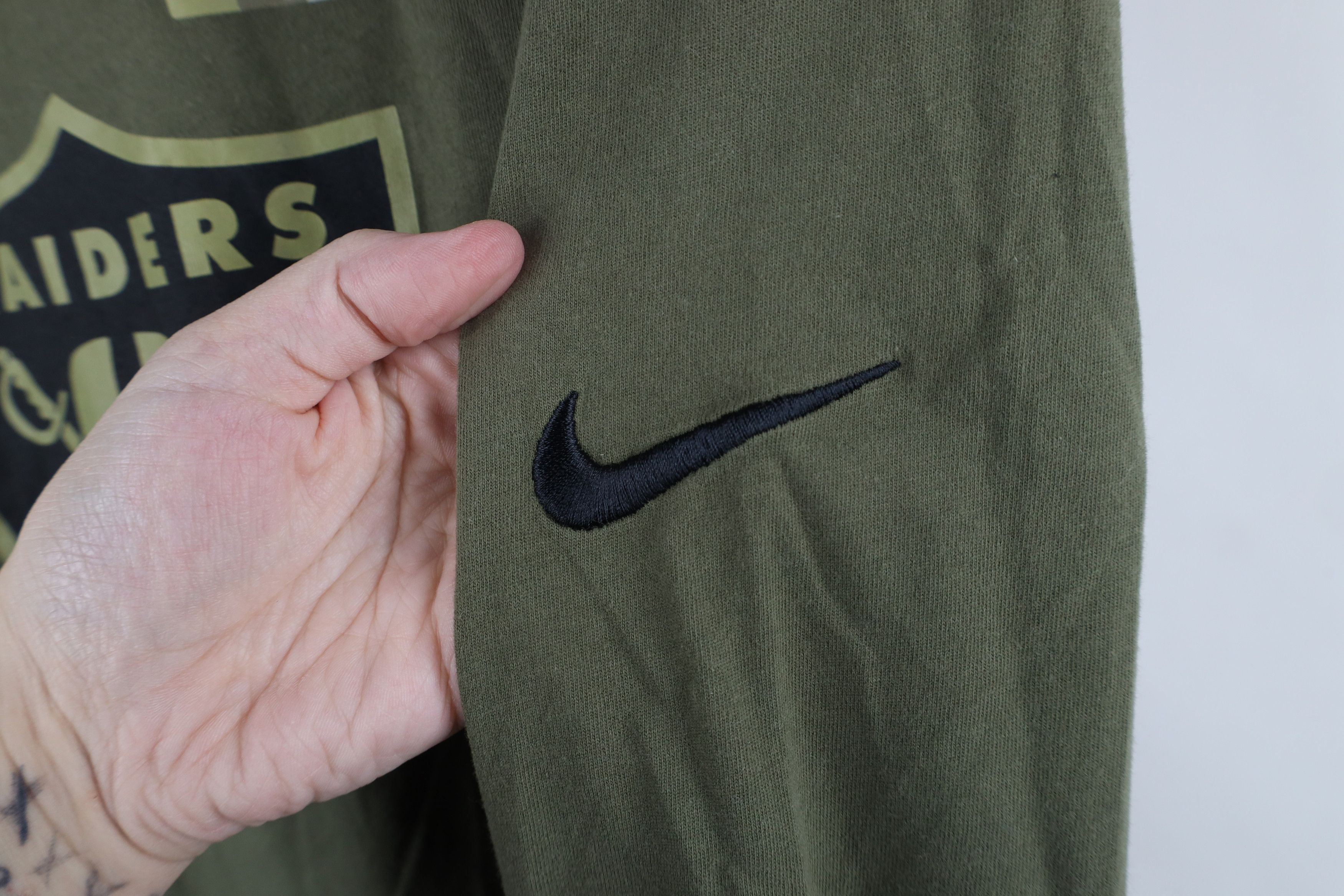 Nike × Vintage Nike Service Las Vegas Raiders Football Long Sleeve T-Shirt Size US XL / EU 56 / 4 - 4 Thumbnail
