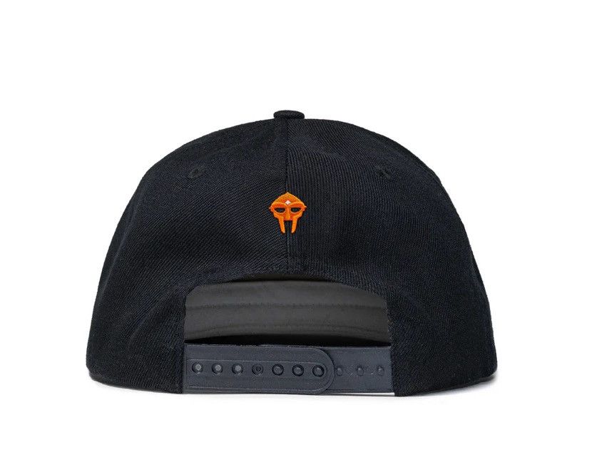 MF Doom Gas Drawls MF Doom New black NY Knicks snapback hat Size ONE SIZE - 2 Thumbnail
