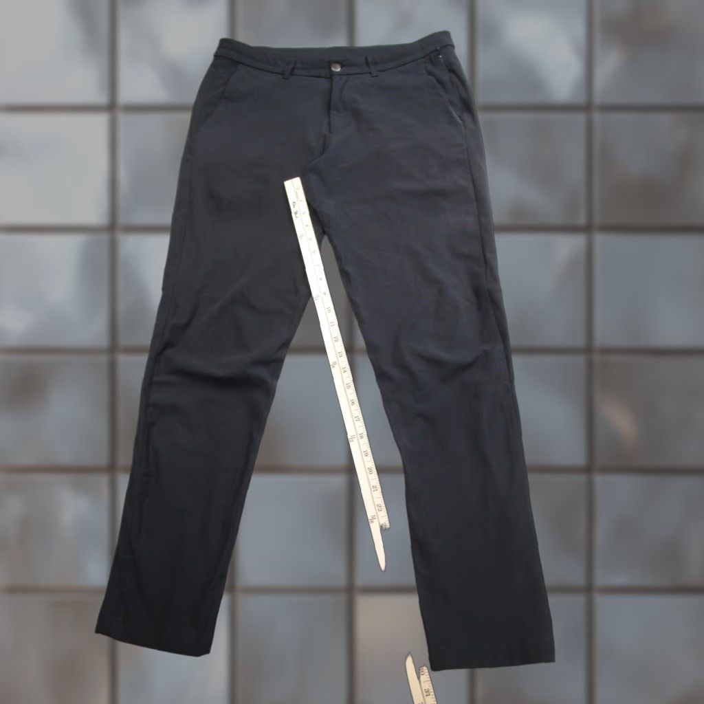 Lululemon Lululemon Pants Mens 34 Gray Slim Fit Stretch Chino Dress Golf Tear Flaw Size US 34 / EU 50 - 1 Thumbnail