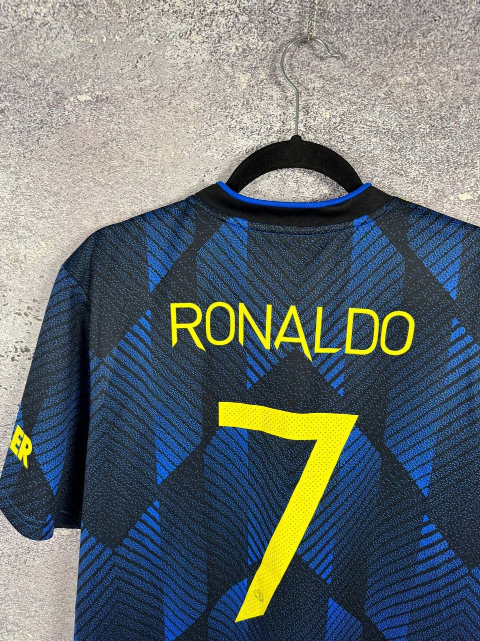 Adidas NEW RONALDO Manchester United 2021/22 Adidas Third Jersey Size US L / EU 52-54 / 3 - 14 Thumbnail