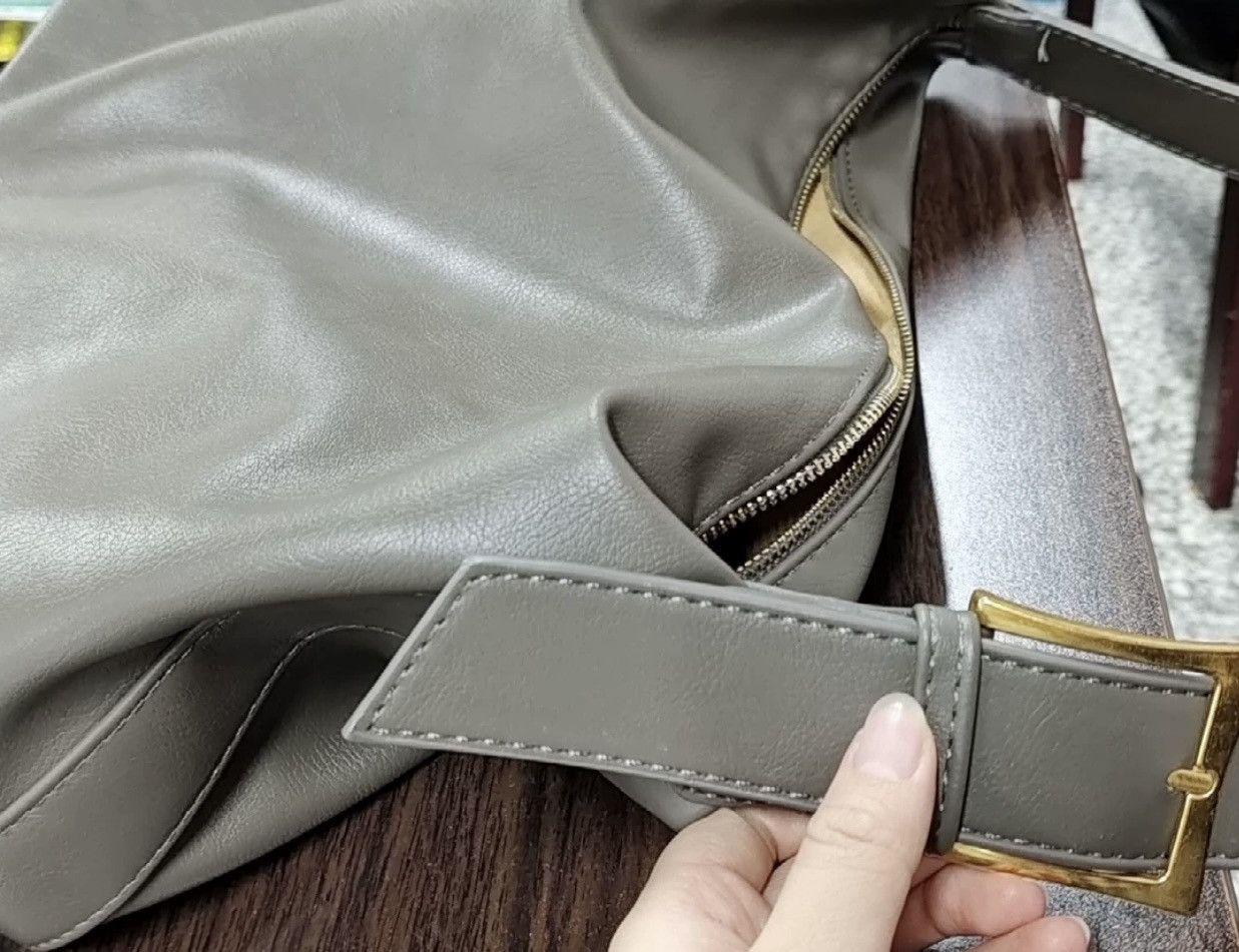 Japanese Brand Retro fashion faux leather messenger bag shoulder bag Size ONE SIZE - 5 Thumbnail