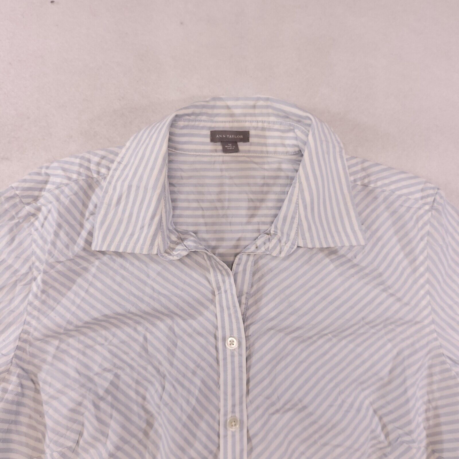 Ann Taylor Ann Taylor Button Up Shirt Womens Size 10 White Blue Striped Size L / US 10 / IT 46 - 1 Thumbnail