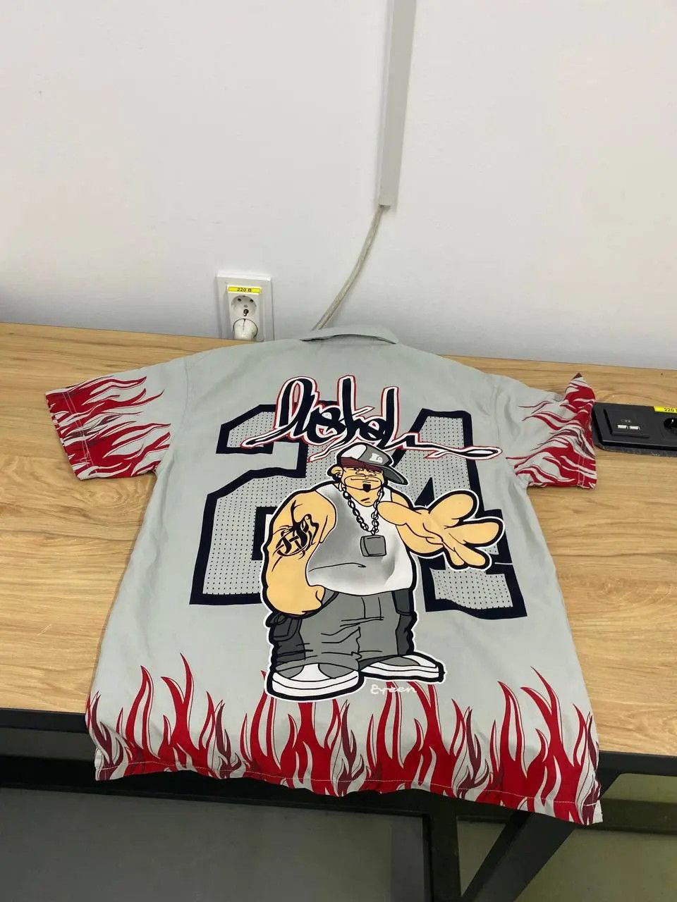 Japanese Brand Over Game Vintage Rap Crazy Shirt Size US S / EU 44-46 / 1 - 2 Thumbnail