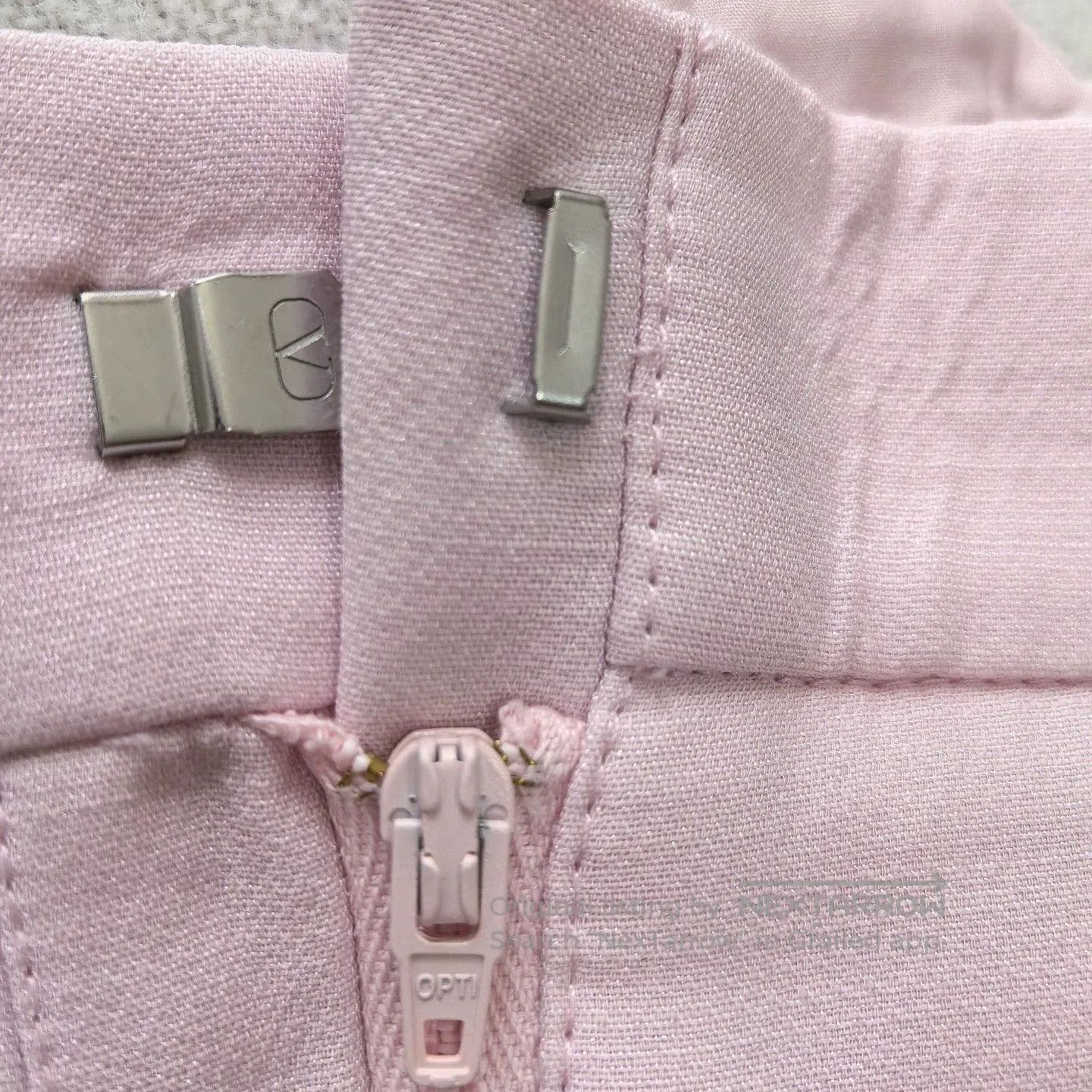 Valentino Valentino Pink Straight-leg Pants. Size US 36 / EU 52 - 5 Thumbnail