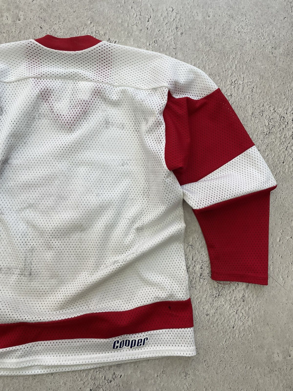 NHL Vintage NHL Detroit Redwings Hockey Jersey Kanye west style Size US XL / EU 56 / 4 - 9 Thumbnail