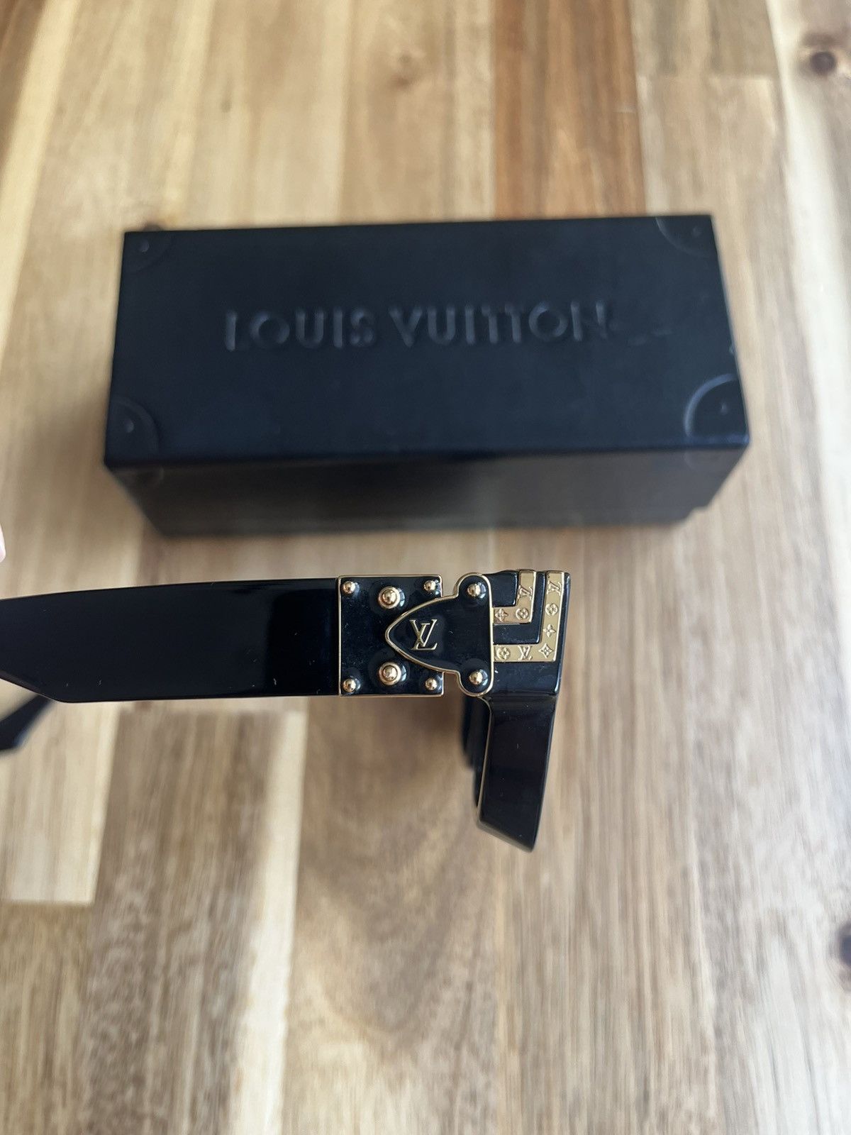 Louis Vuitton Louis Vuitton 1.1 Millionaires Sunglasses Size ONE SIZE - 6 Thumbnail
