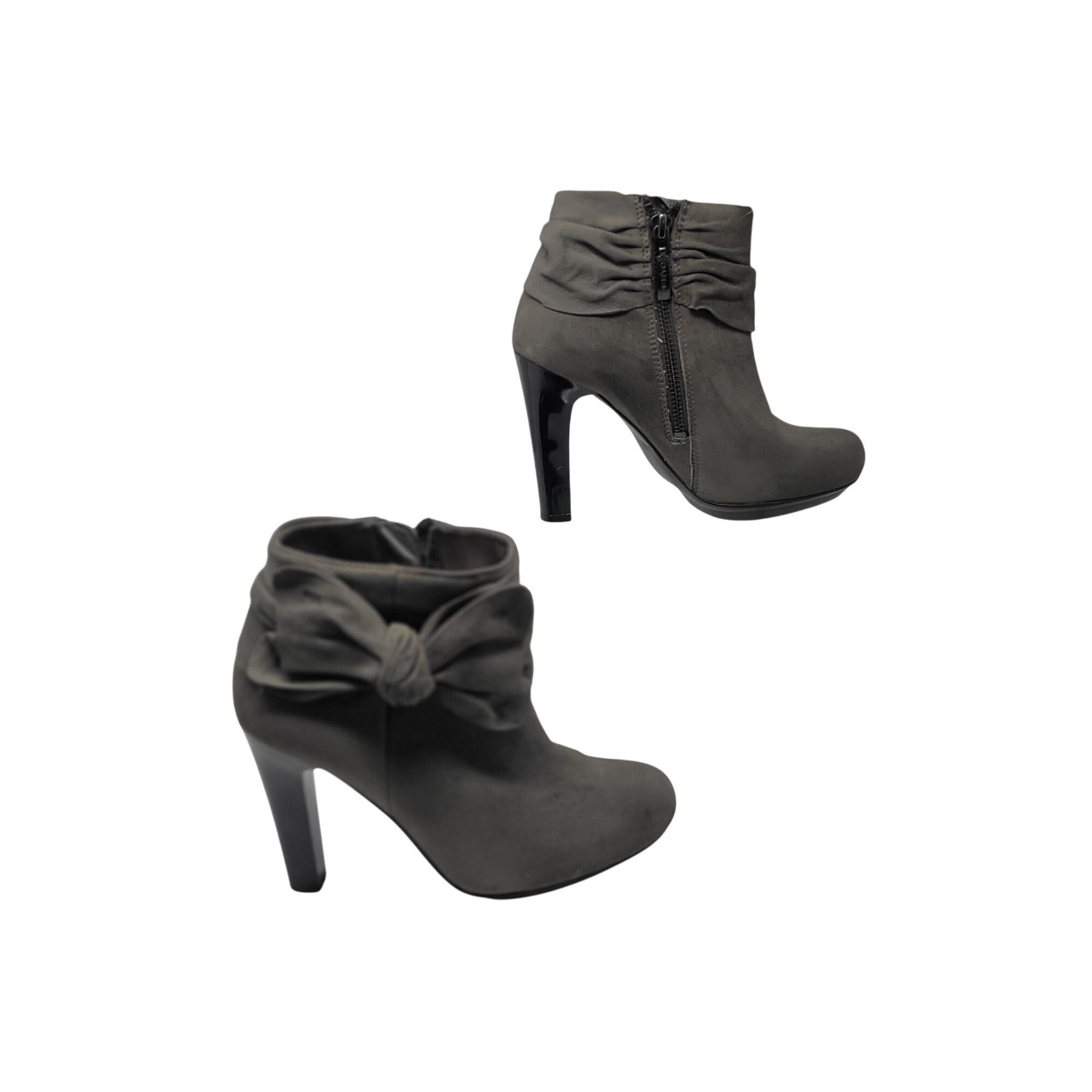 DKNY Vtg DKNY Vegan Faux Suede Gray Wynette Ankle Boots Sz 6 Heel Size US 6 / IT 36 - 6 Thumbnail