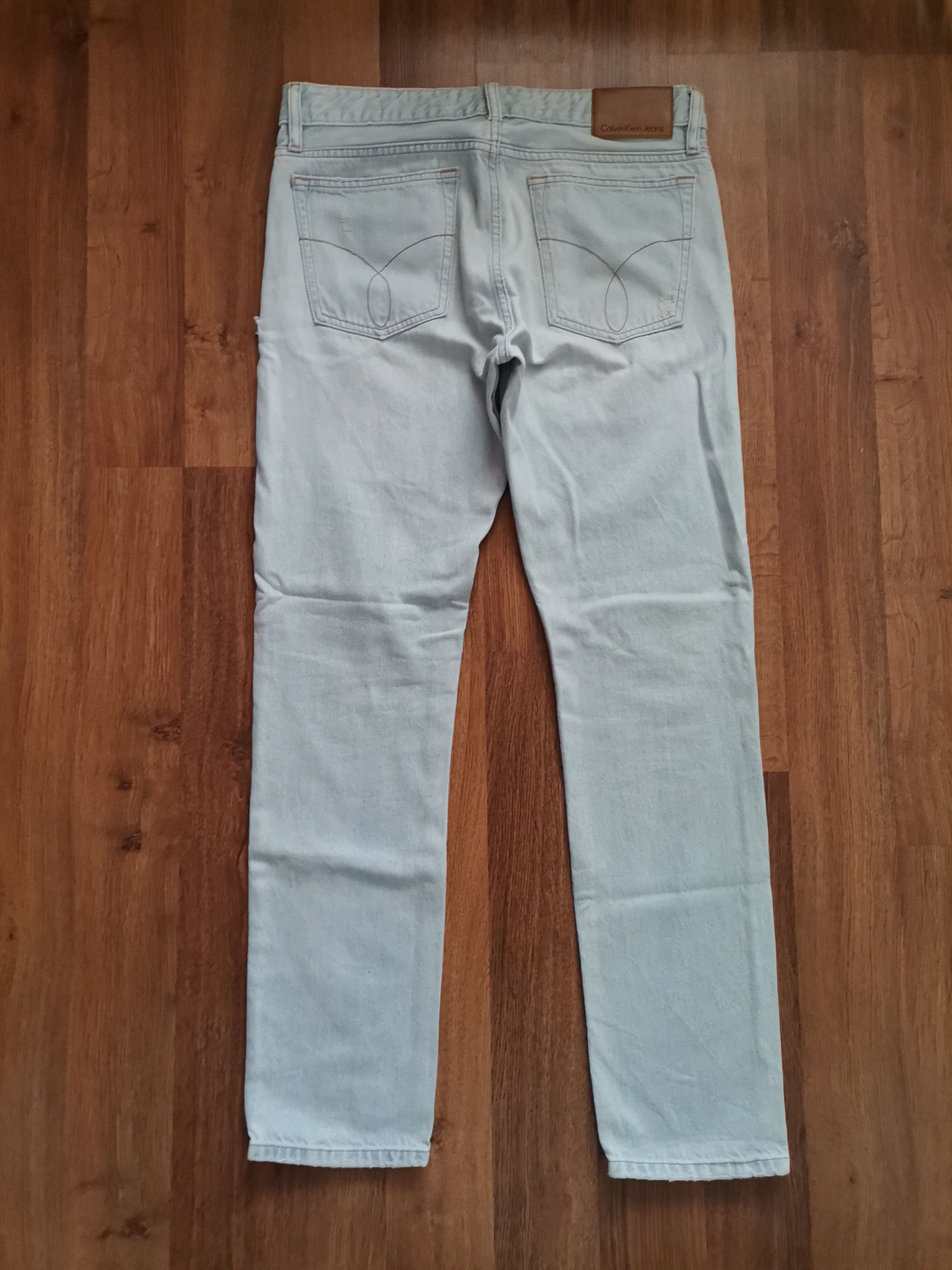 Calvin Klein Calvin Klein Jeans Distressed Jeans Size US 31 - 7 Thumbnail