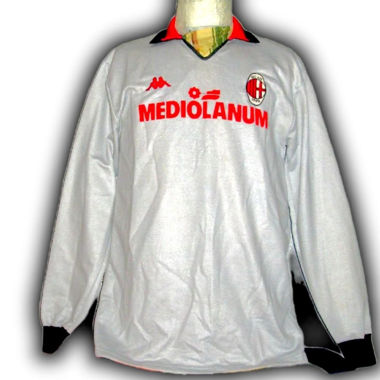 88”AC.MILAN イタリア製Kappa 社 ジャージMediolanum 88”AC.MILAN イタリア製Kappa 社 ジャージMediolanum kappa マーク