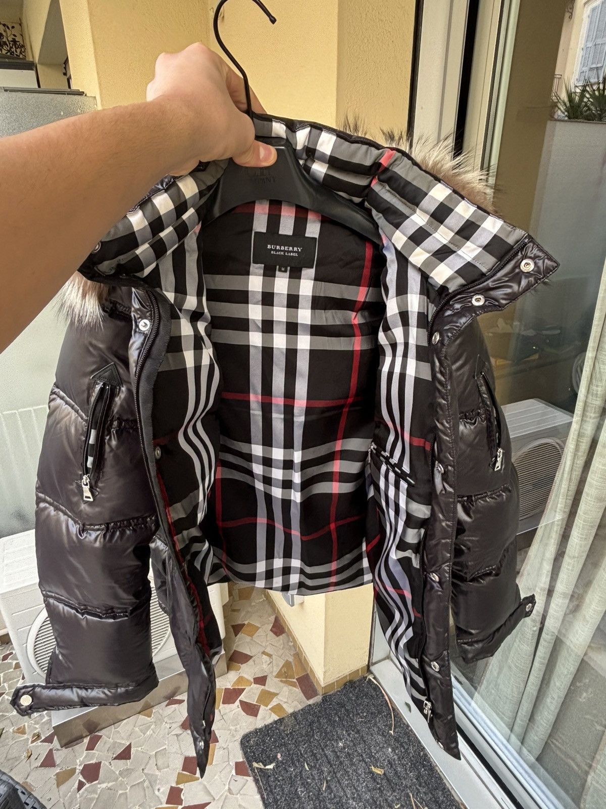 Burberry BURBERRY BLACK LABEL BLACK COLORWAY EXCLUSIVE Size US M / EU 48-50 / 2 - 2 Thumbnail