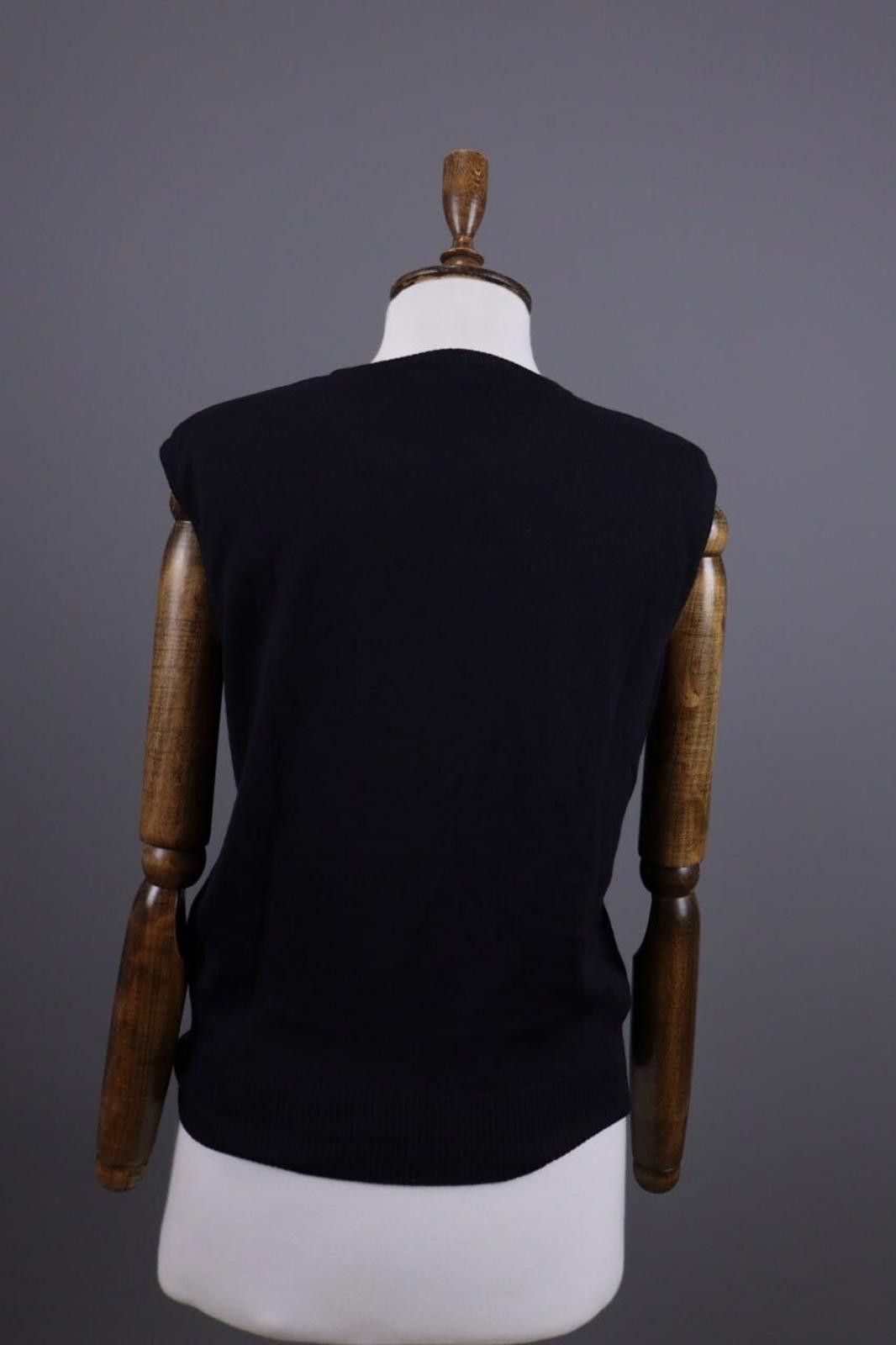 Escada Vintage Escada Black Floral Wool Knit Vest Sweater Size 40 Size M / US 6-8 / IT 42-44 - 7 Thumbnail