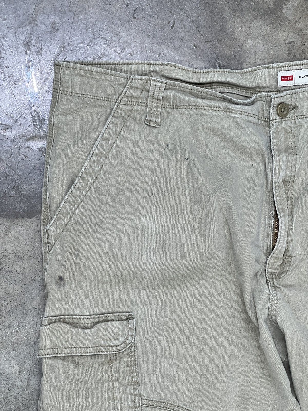 Vintage × Wrangler Vintage Wrangler Khaki Cargo Pants Relaxed Fit sz. 42x32 Size US 42 / EU 58 - 5 Thumbnail