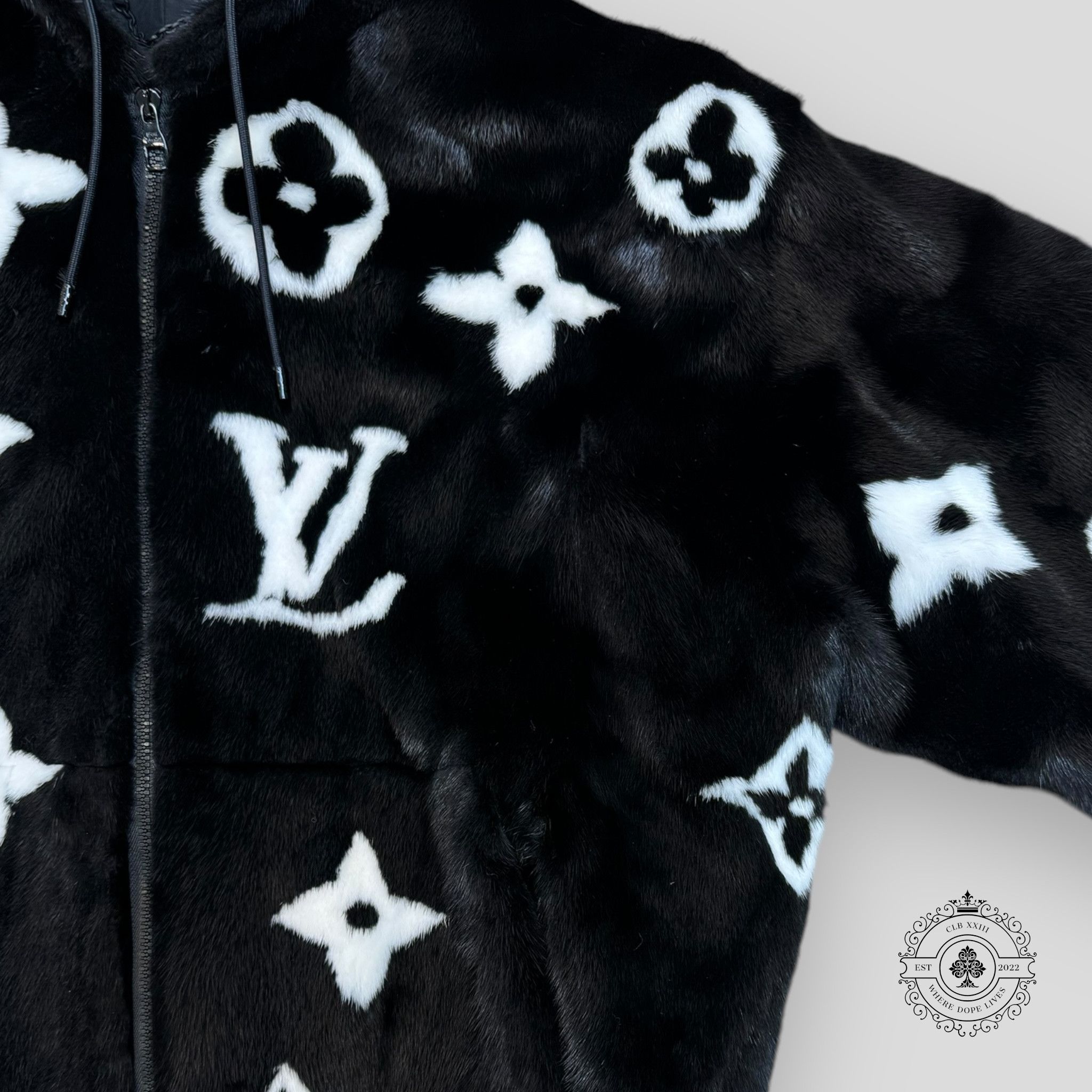Louis Vuitton Louis Vuitton Monogram Mink Fur Zipped Jacket Size US L / EU 52-54 / 3 - 3 Thumbnail