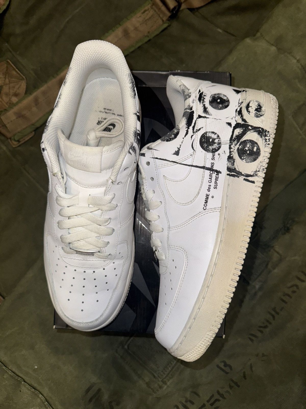 Comme des Garcons SHIRT × Nike × Supreme Nike AF1 Low Supreme CDG *rare* Size US 10 / EU 43 - 1 Thumbnail