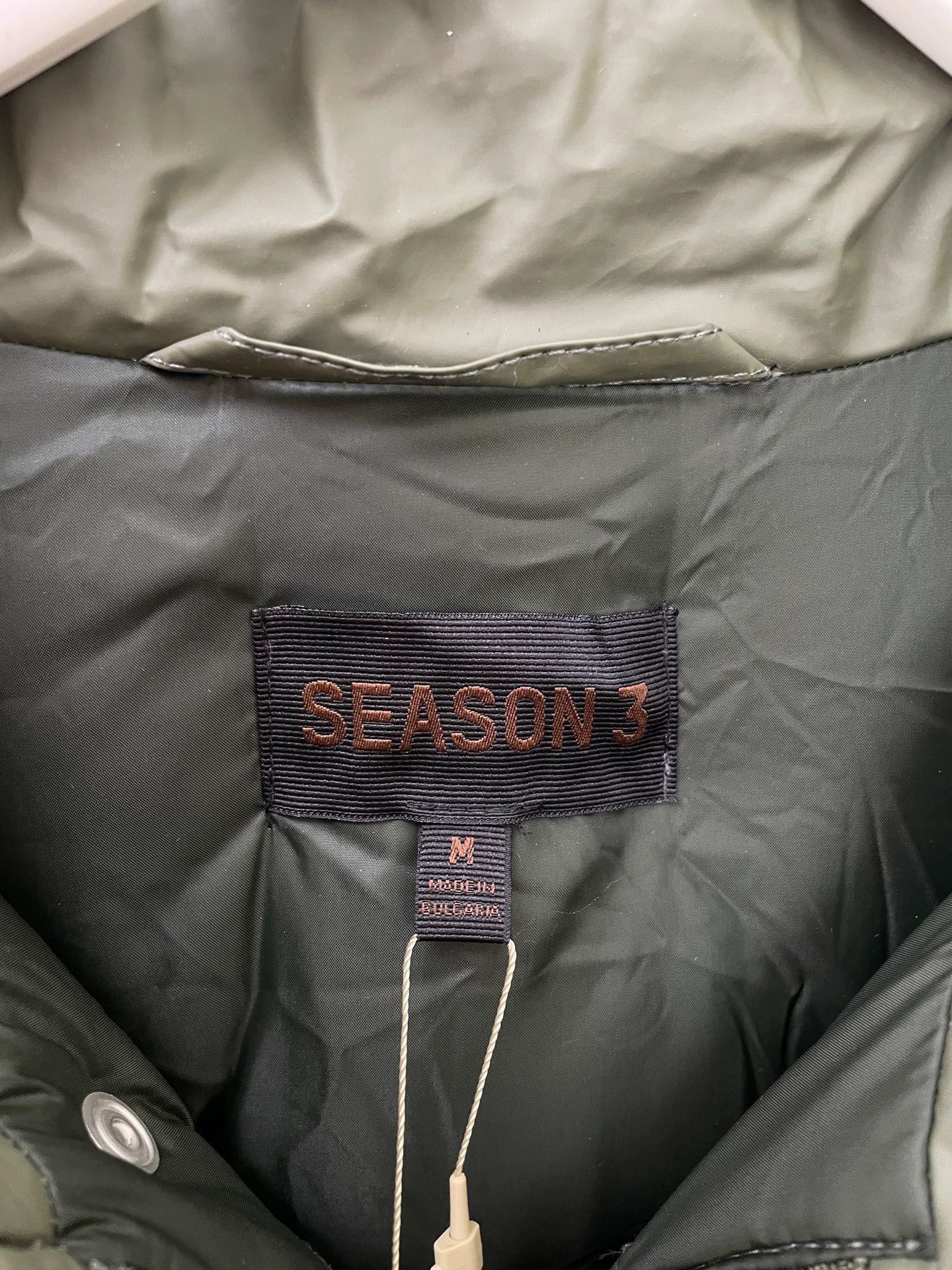 Yeezy Yeezy Season 3 Classic Long Down Jacket Size 3 Size US M / EU 48-50 / 2 - 3 Thumbnail
