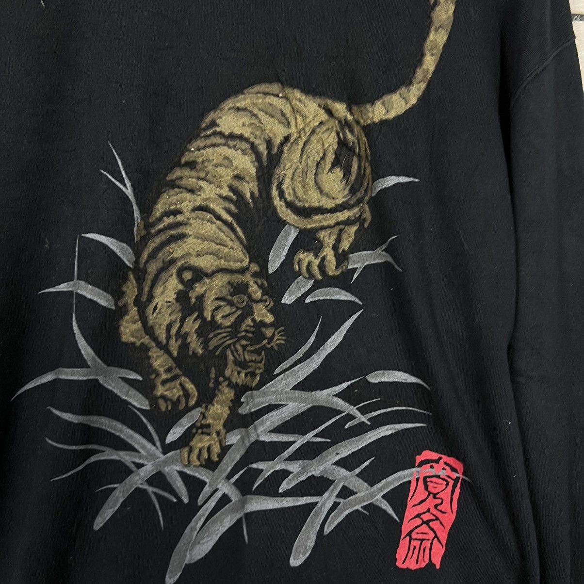 Kansai Yamamoto KANSAI SICURO Tiger Big Logo Sukajan Sweatshirt #4219-C192 Size US M / EU 48-50 / 2 - 5 Thumbnail