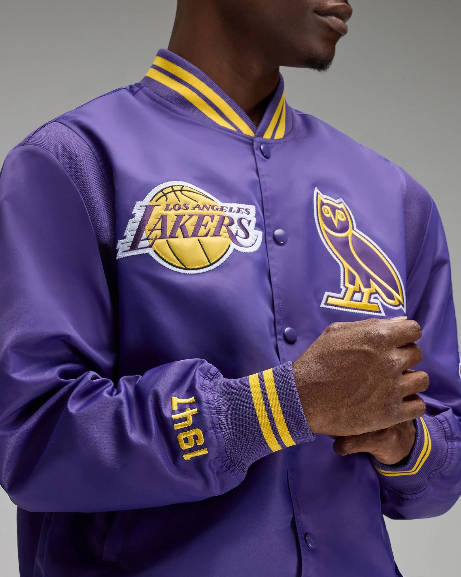Drake OVO x NBA x NBA LOS ANGELES LAKERS SATIN VARSITY JACKET Size US XL / EU 56 / 4 - 13 Thumbnail