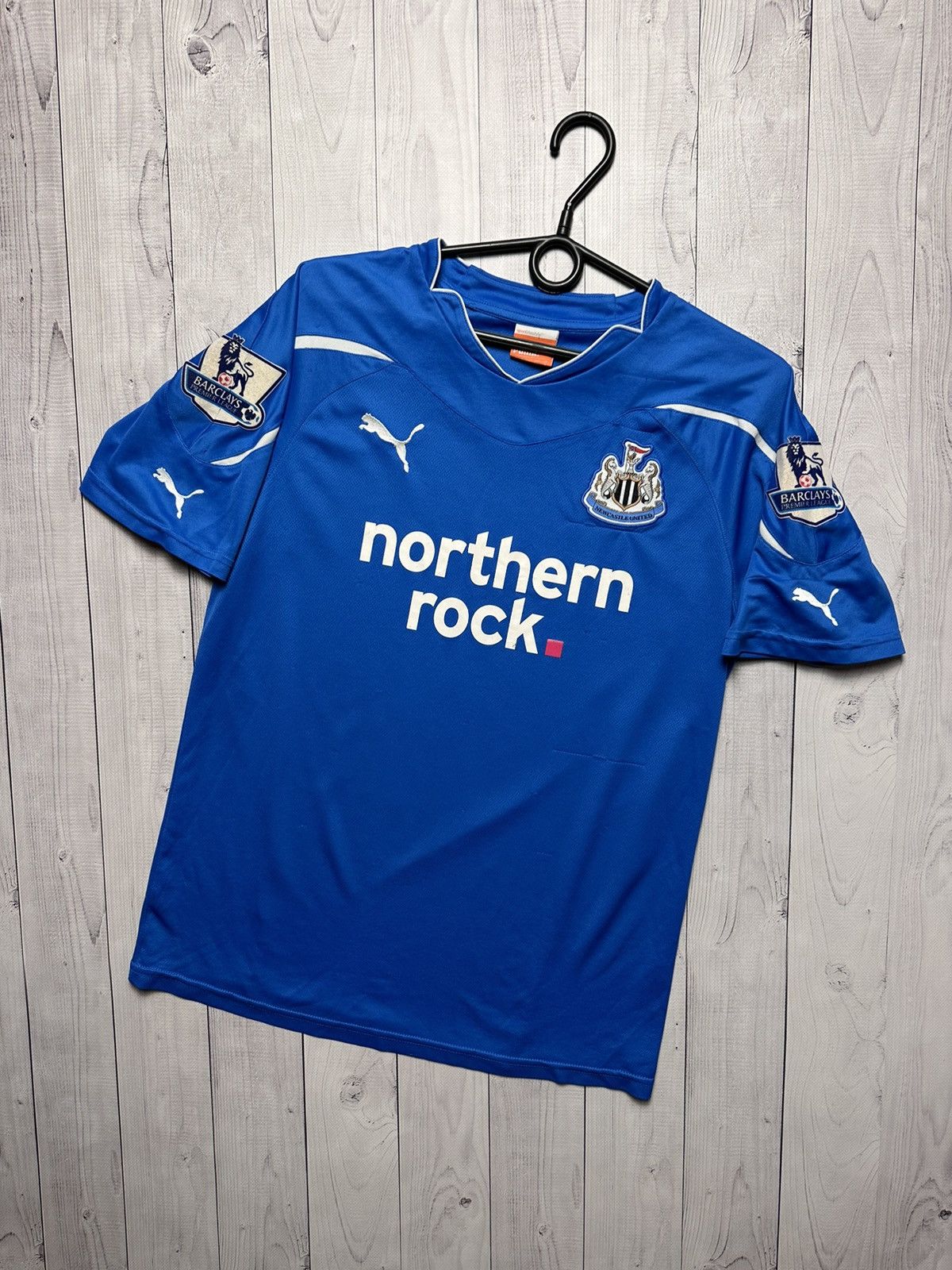 Puma × Vintage Vintage New Castle United soccer jersey size S blue Size US S / EU 44-46 / 1 - 1 Thumbnail