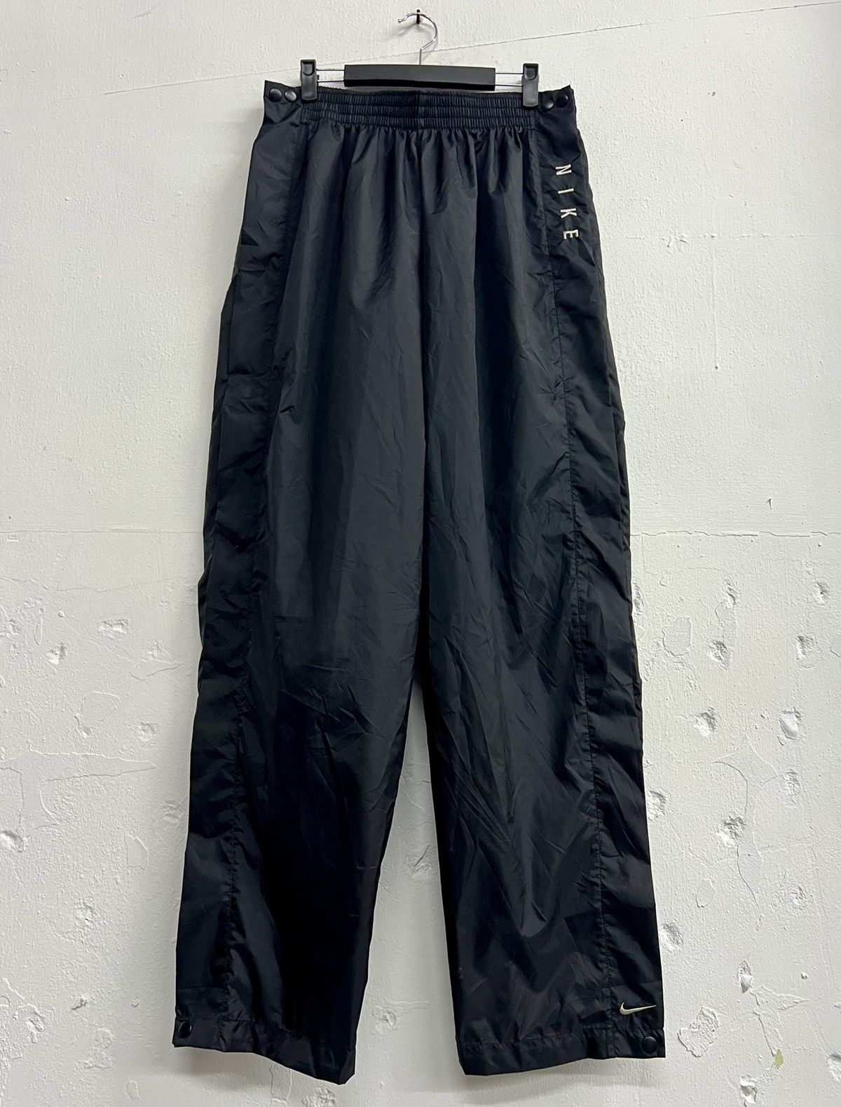 Nike × Nike ACG × Vintage Vintage 90s Nike Track Pants Baggy Style Size US 34 / EU 50 - 2 Thumbnail