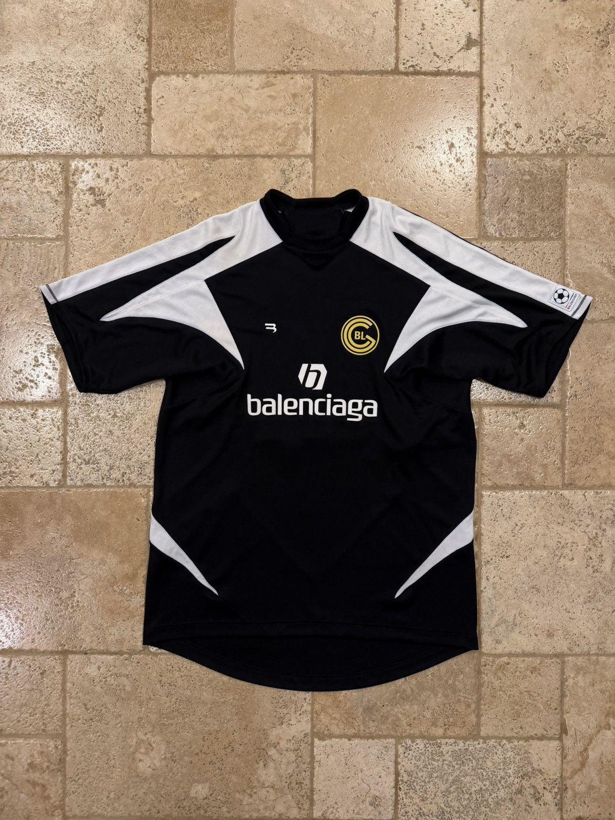 Balenciaga Balenciaga FW20 Soccer Sporty Logo Runway Jersey T-Shirt Size US XS / EU 42 / 0 - 1 Thumbnail