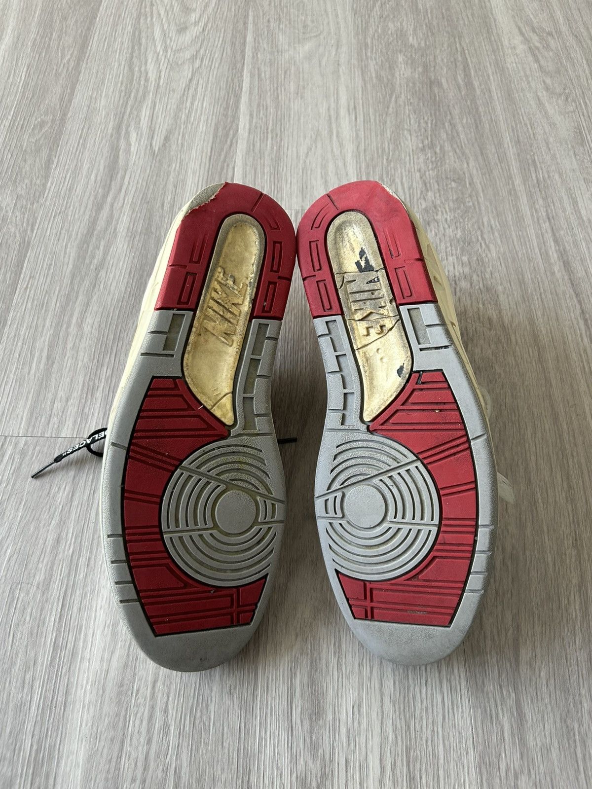 Jordan Brand × Off-White Off-White X Air Jordan Retro 2 Low White Varsity Red Size 11 Size US 11 / EU 44 - 6 Thumbnail