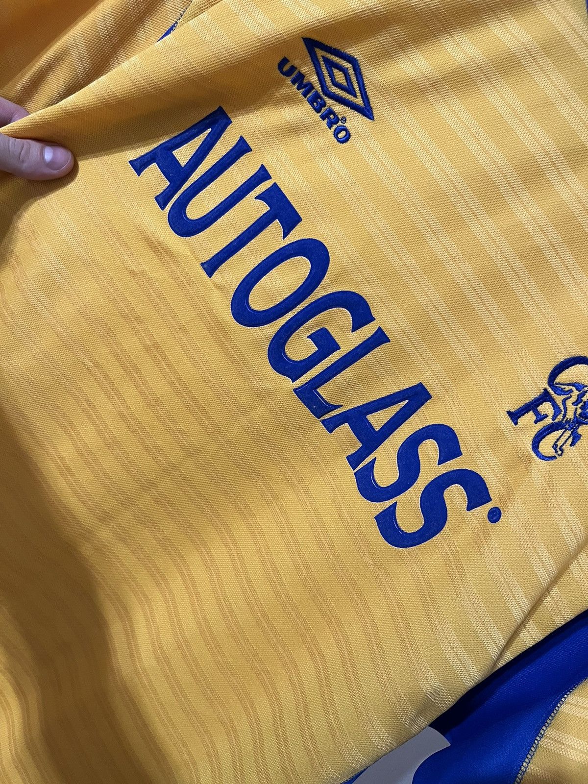 Other Umbro Chelsea 00/01 Away Jersey Size US XL / EU 56 / 4 - 4 Thumbnail