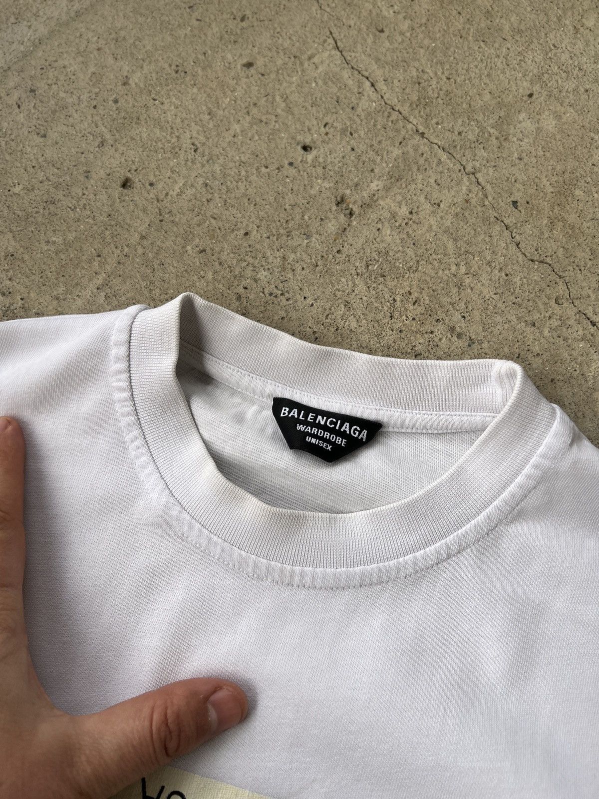 Balenciaga Balenciaga Tee Size US S / EU 44-46 / 1 - 3 Thumbnail