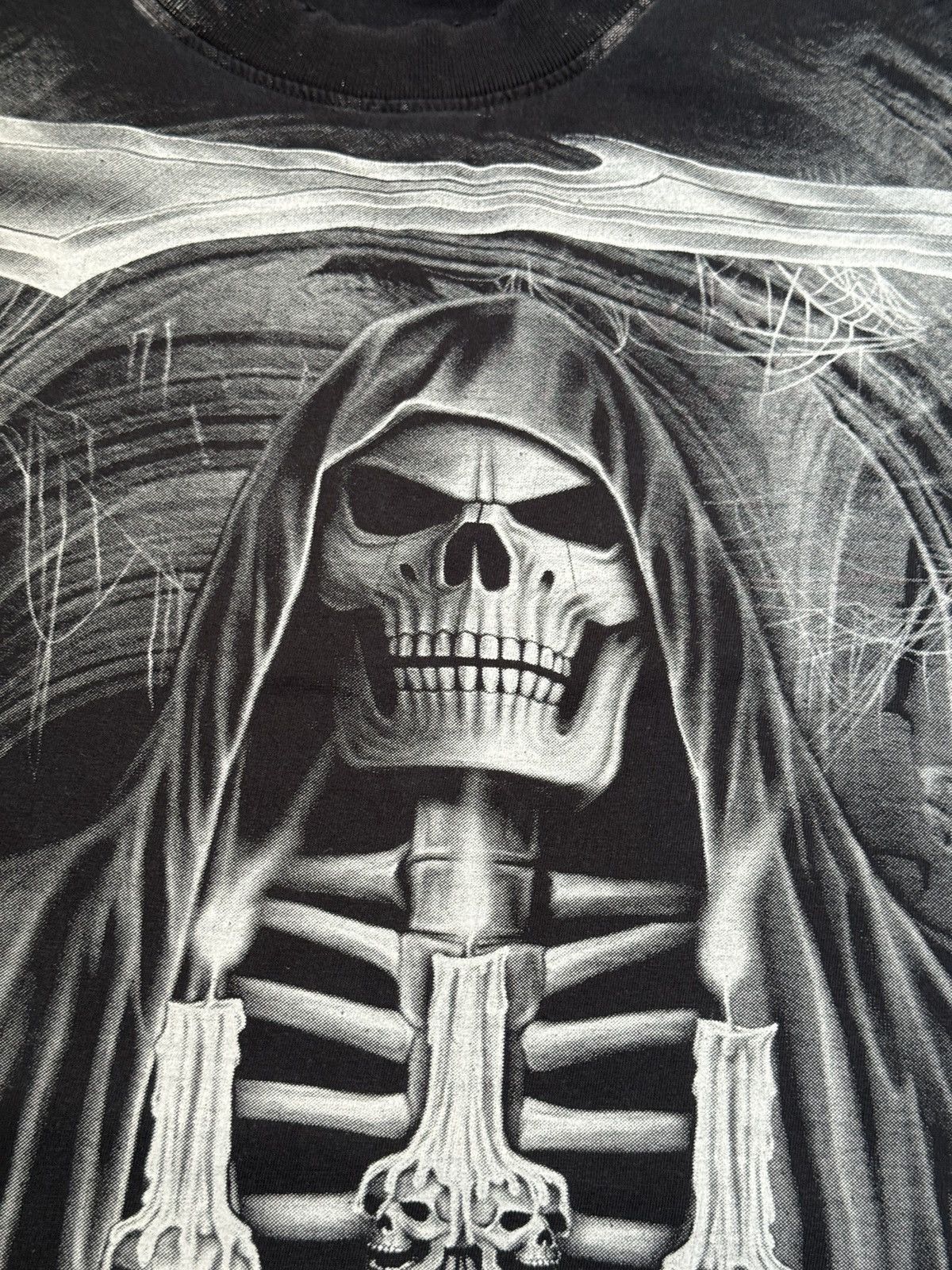 Gildan Grim Reaper Skull Candle Tatoo Death Rock Discharge t shirt Size US XL / EU 56 / 4 - 6 Thumbnail