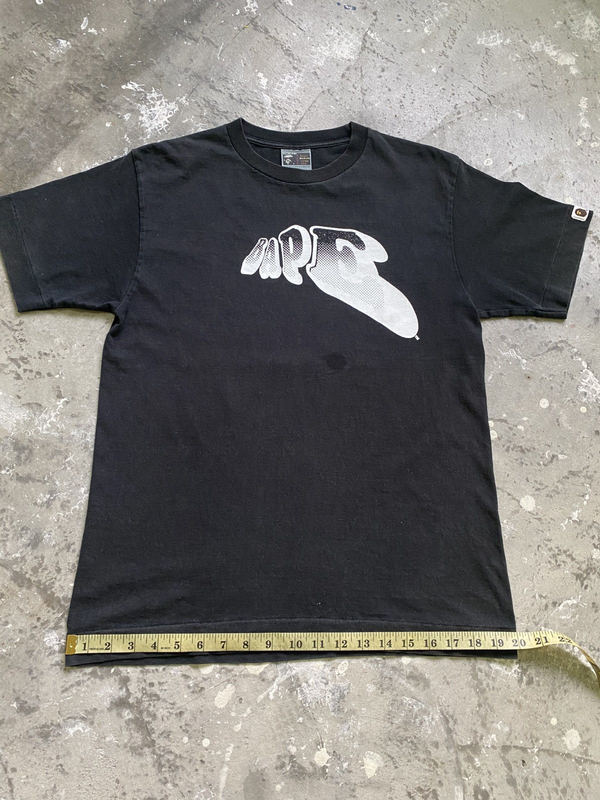 Bape Vintage BAPE 3D Art Graffiti Design T Shirt Size US M / EU 48-50 / 2 - 13 Thumbnail