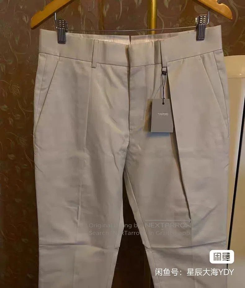 Tom Ford Tom Ford Casual trousers, dress pants Size US 30 / EU 46 - 7 Thumbnail
